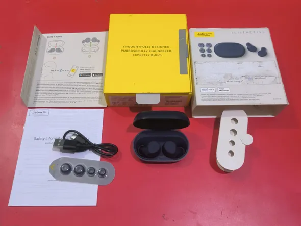 Buy used Jabra Elite 7 Active | Best Condition | Earbuds | Black | Wireless | Intelligent Noise Control online on Resellpur