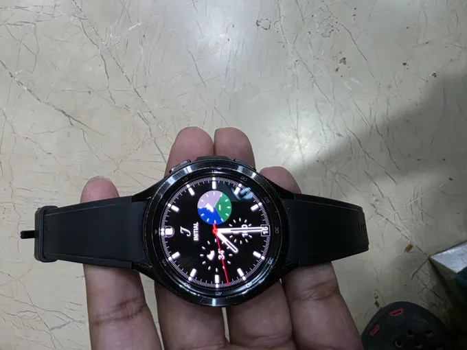 Buy used Samsung Galaxy Watch 4 Classic GPS Black Smartwatch online on Resellpur
