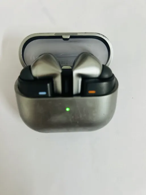 Buy used Samsung Galaxy Buds3 Pro - Used - Earbuds - Silver - Good Sound Quality online on Resellpur