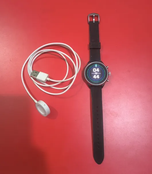 Buy used Fossil Sport Smartwatch DW9F1 Pre-owned GPS AMOLED online on Resellpur