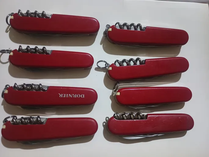 Buy used Victorinox Spartan Lot Of 8 Swiss Army Knives Red 91mm Multi-tool online on Resellpur