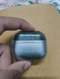 Buy used Samsung Galaxy Buds3 Pro - Used - Unisex - Earbuds - Gray - - AI Sound Customization online on Resellpur