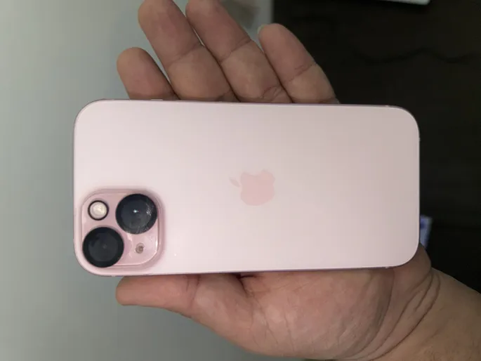 Buy used Apple Iphone 15 Pink 128GB Like New Condition online on Resellpur