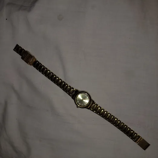 Buy used Maxima Women's Watch Gold Chain Elegant Design online on Resellpur