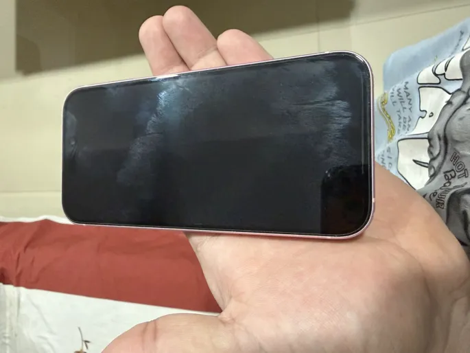 Buy used iPhone 15 - Like New online on Resellpur