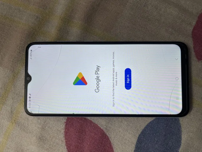 Buy used Samsung Galaxy A04e Like New Light Purple Smartphone online on Resellpur