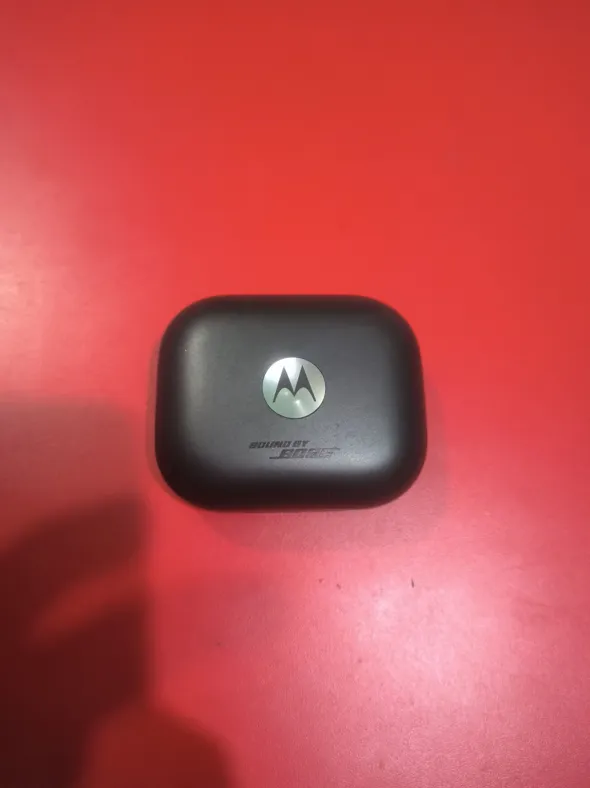 Buy used Moto buds plus ( + ) Case only | Original | Perfectly working | can be used as Replacement case online on Resellpur
