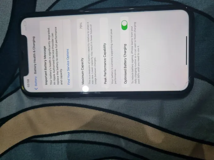 Buy used Apple Iphone XR 64GB Black Fair Condition Battery 79% online on Resellpur