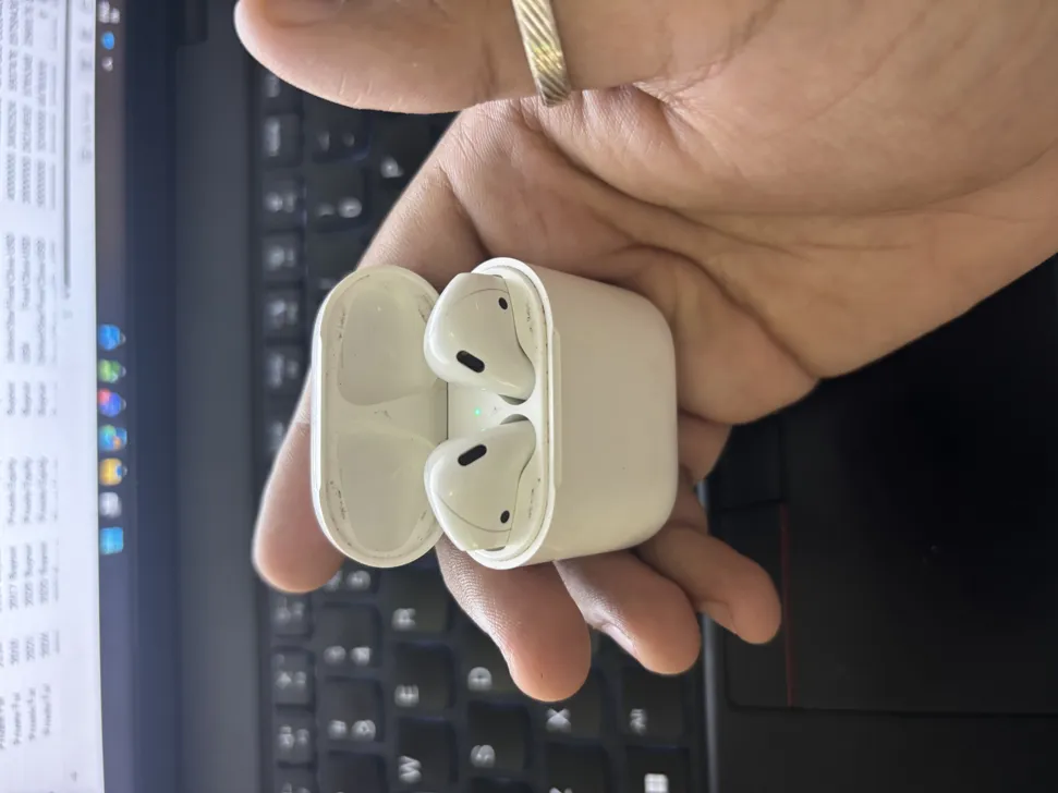 Buy used Apple Airpods Gen 2 - Great Condition - White - Wireless Earbuds online on Resellpur