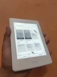 Sold second hand Kindle Paperwhite 7th Gen Very Good Condition White on Resellpur