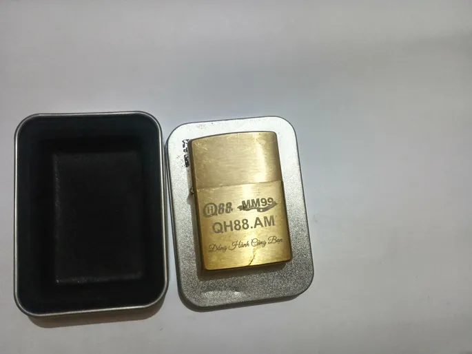 Buy used Zippo Lighter Good Brass Full Metal Standard Size Plain online on Resellpur