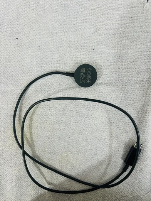 Buy used Samsung Watch Wireless Charging Cable (universal) - Good Condition - Black online on Resellpur