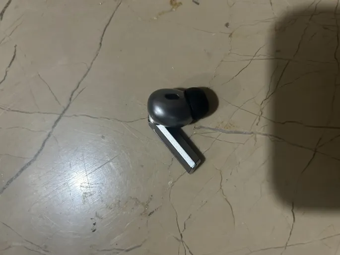 Buy used Samsung Galaxy Buds 3 Pro Left Earbud Only, Good Condition online on Resellpur