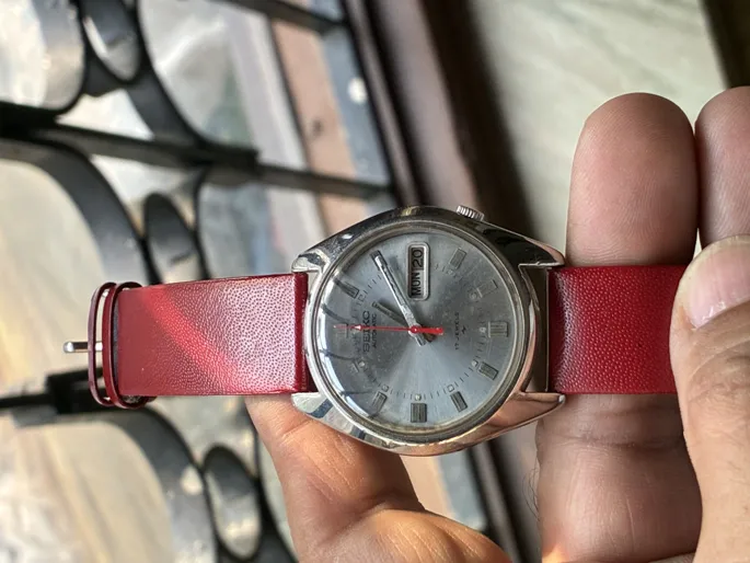 Buy used Seiko 5 Automatic Watch online on Resellpur