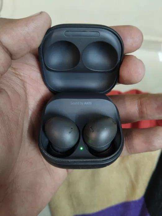 Buy used Samsung buds 2pro online on Resellpur