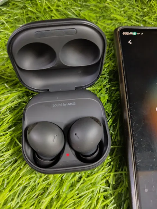 Buy used Samsung Galaxy Buds 2 Pro - Fresh Condition - Black - Wireless Earbuds With ANC online on Resellpur
