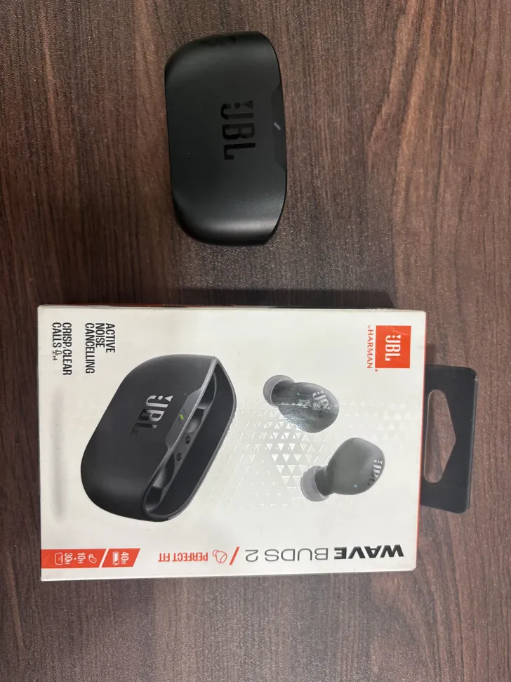 Buy used JBL Used Unisex Wave Buds 2 Black Wireless Earbuds With Active Noise Cancelling online on Resellpur