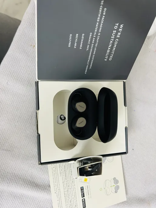Buy used Jabra Elite7 Pro Refurbished Black Wireless Earbuds With Charging Case online on Resellpur