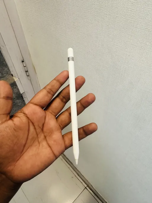 Sold second hand Apple Pencil 1st Gen Used White on Resellpur