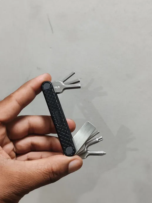 Buy used Smallrig Folding Multitool – Compact EDC Essential | ₹999 online on Resellpur