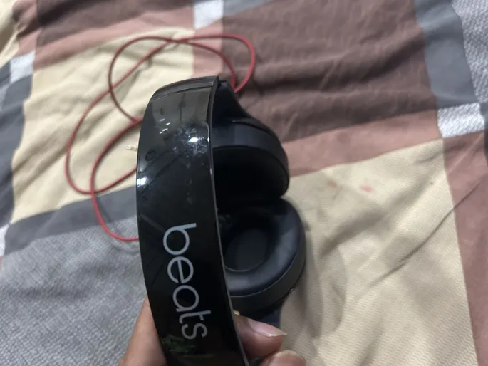 Buy used Beats Studio B0500 Wired Headphones Black Over-ear online on Resellpur