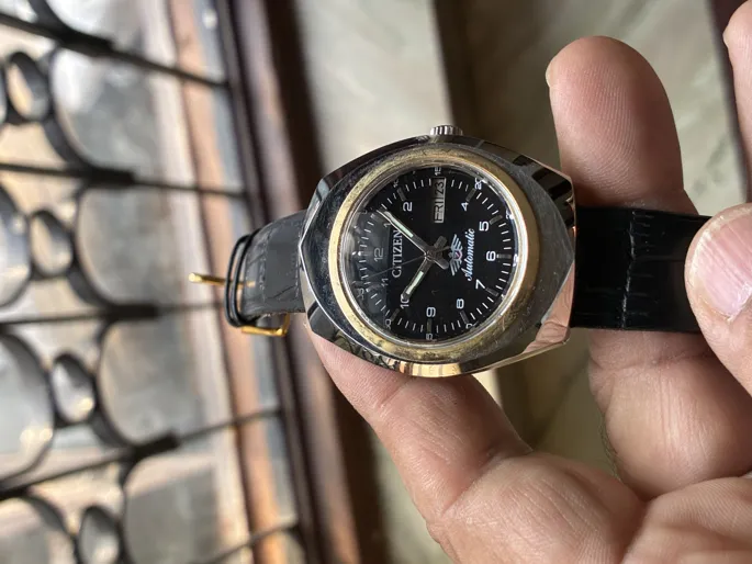 Buy used Citizen Vintage Automatic Watch Black Leather Diamond Cut Glass online on Resellpur