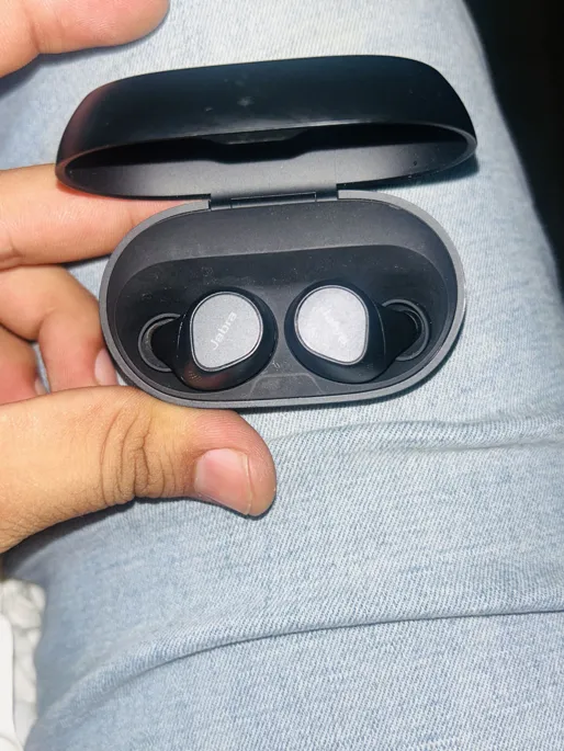 Buy used Jabra Elite7 Pro Good Condition Wireless Earbuds Black With Box & Accessories online on Resellpur