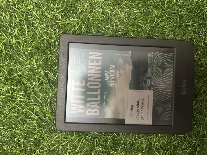 Sold second hand Kobo Clara Colour - Used - E-reader - Black on Resellpur