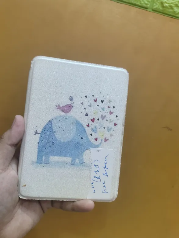 Sold second hand Kindle 10th Gen Good Condition Black E-reader With Free Cover on Resellpur