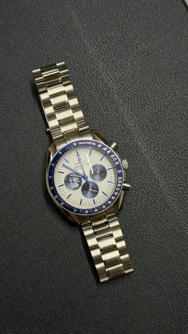 Buy used Omega Speedmaster Snoopy Watch – Blue/white Dial – [Replica] online on Resellpur