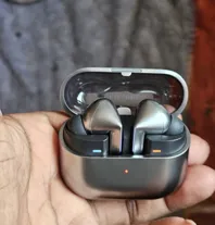 Sold second hand Samsung Galaxy Buds3 Pro - Very Good Condition - Wireless Earbuds - Gray on Resellpur