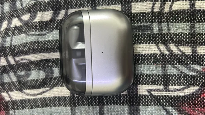 Buy used Samsung Galaxy Buds3 Pro Very Good Wireless Earbuds Silver online on Resellpur