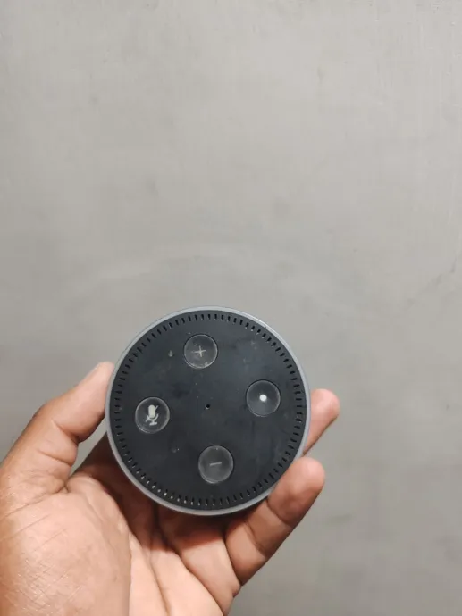 Buy used Amazon Echo Dot 2nd Gen | Preloved | Smart Speaker | Black | Compact Design | Alexa Enabled online on Resellpur