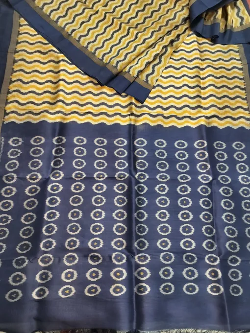 Buy used Pure Ikat Saree | Free | Women | Blue And Yellow | Vertical Wave Pattern online on Resellpur