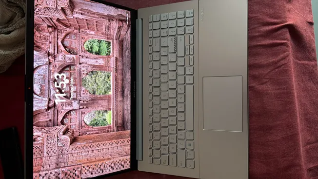 Buy used ASUS Vivobook 15 Like New Ryzen 3 7320U 8GB DDR5 512GB SSD OLED online on Resellpur