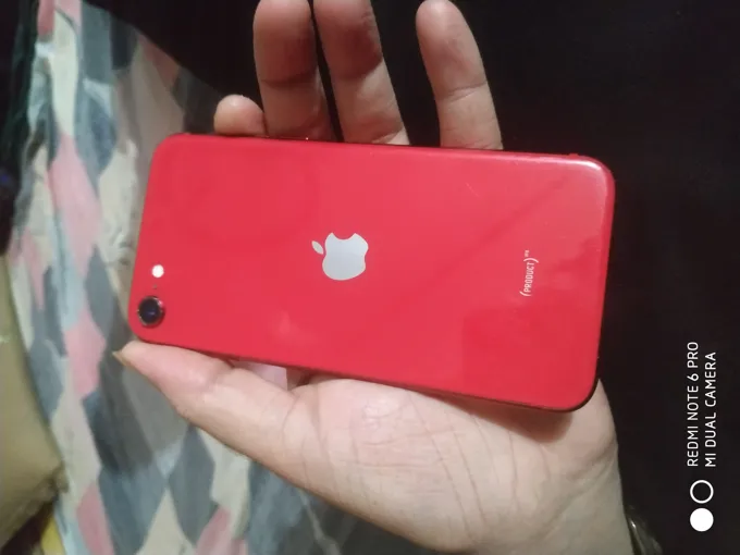 Buy used Apple Iphone SE 2020 128GB Red Good Condition Battery Replaced online on Resellpur
