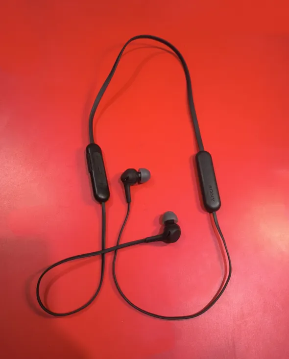 Sold second hand Sony WI-XB400 | Refurbished | Wireless Neckband Headphones | Black | Extra Bass on Resellpur