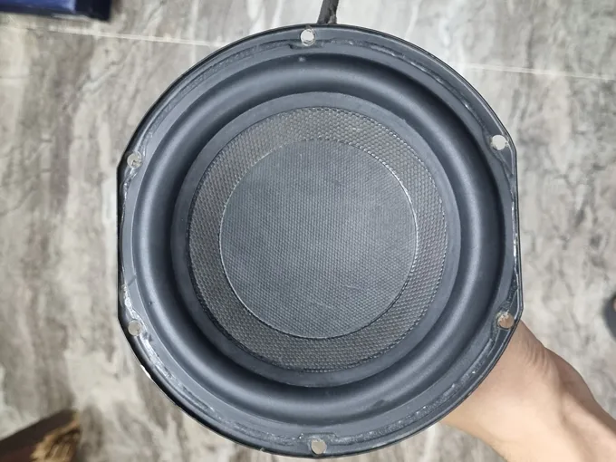 Buy used Eastech Subwoofer 6.5 Inches High Excursion Black online on Resellpur