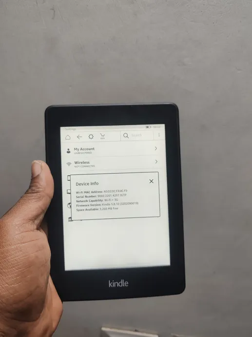 Sold second hand Amazon Kindle Preloved E-reader Black 6-inch Backlight Wifi+3g on Resellpur