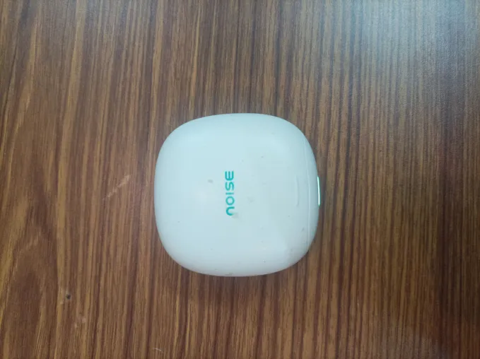 Buy used Noise Buds VS402 50 Hour Battery Life Earphones online on Resellpur