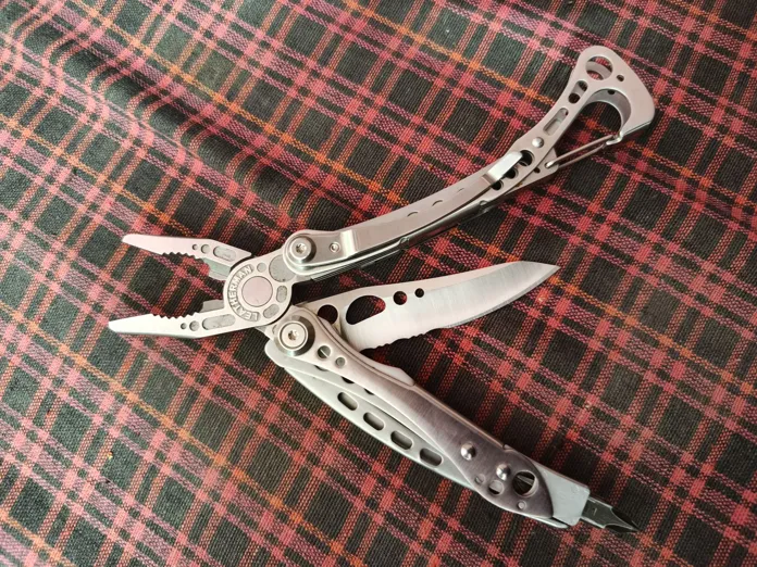 Buy used Leather Men Skeletool Multi-tool online on Resellpur